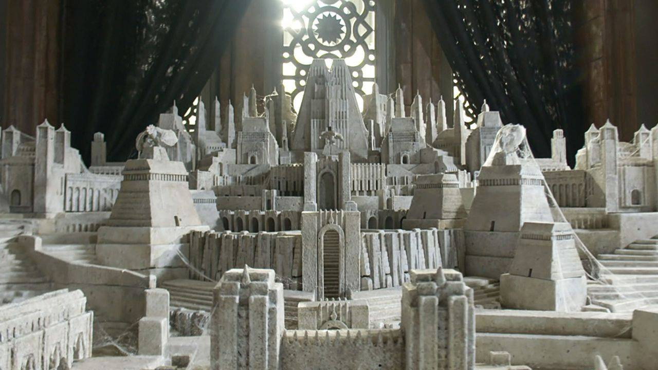 S01E08 - The House That Dragons Built S1 E8